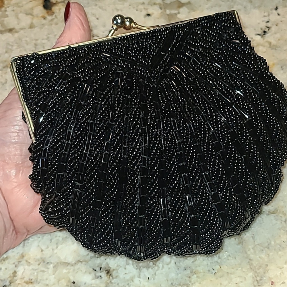 Beaded evening bag. Lovely black satin and beads gold clasp. Sz. 6"x6". (#1315) - Picture 12 of 14